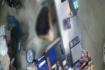 Polícia Civil prende suspeita de fingir descontos para furtar supermercado em Ceres