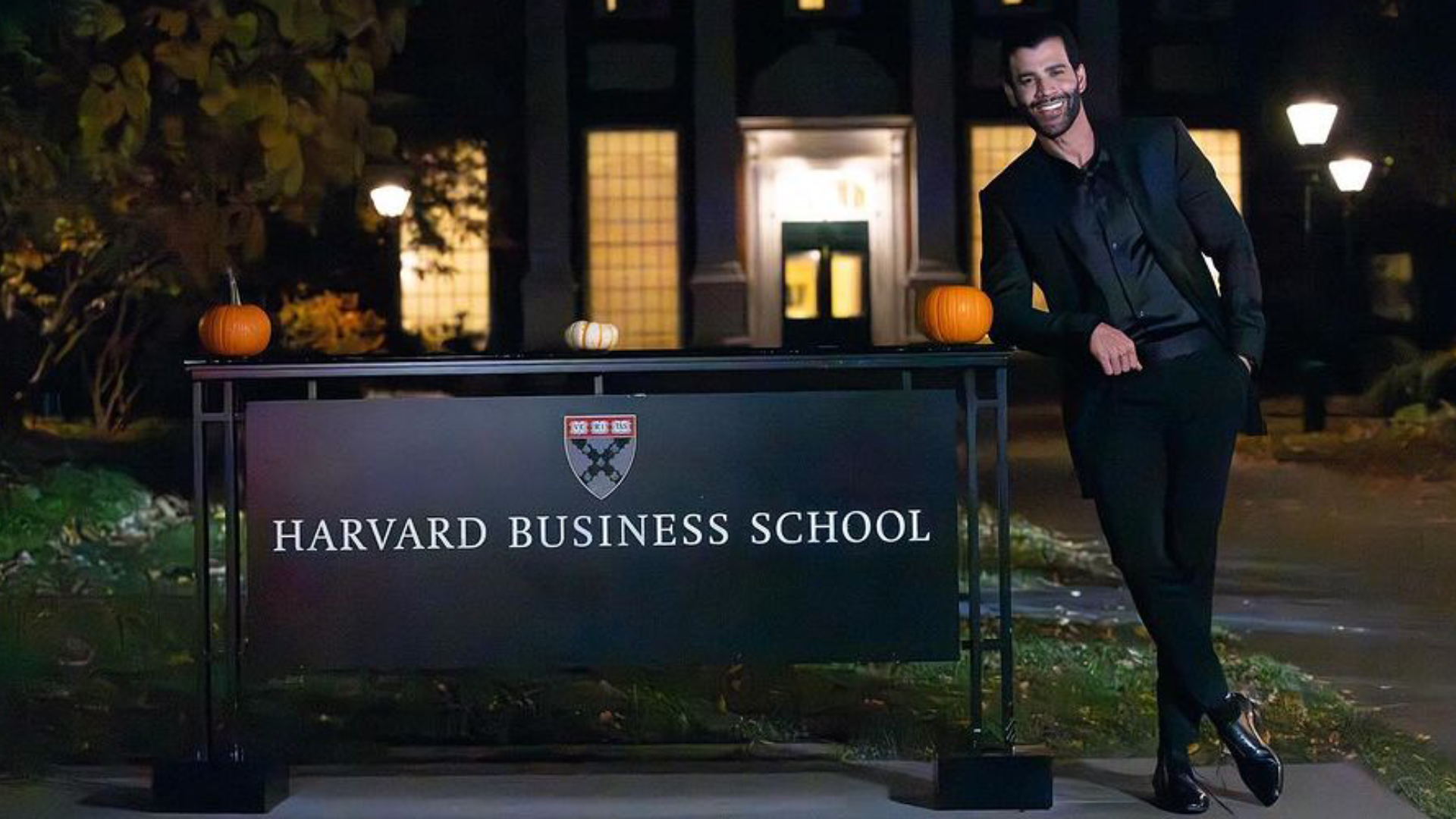 Gusttavo Lima fala sobre empreendedorismo em palestra para estudantes de Harvard