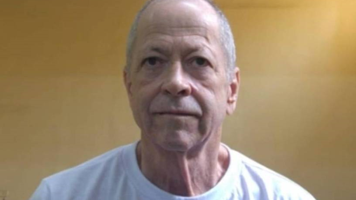 Deputado federal Chiquinho Brazão (sem partido) acompanha audiência da penitenciária federal de Campo Grande (Foto: Reprodução)