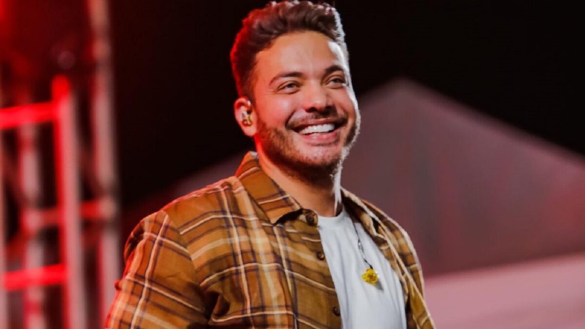 Wesley Safadão faz cirurgia e pausa shows por dez dias