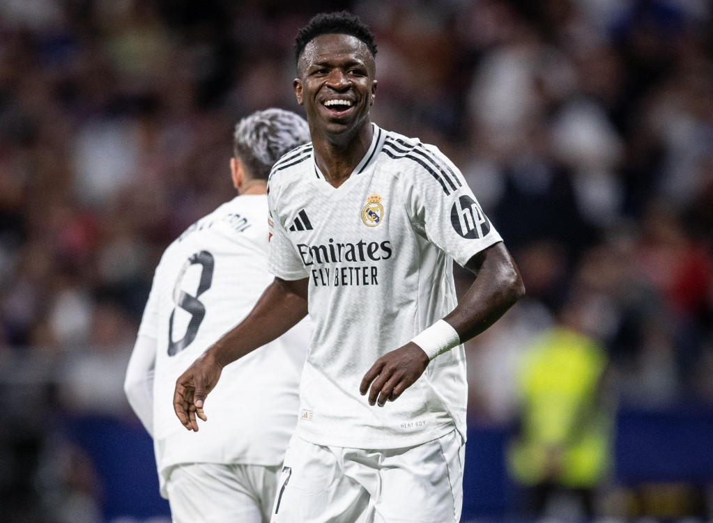 Vinicius Junior comemorando gol pelo Real Madrid