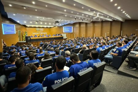 Peritos criminais de Goiás aprovam recusam proposta de plano de carreira do Estado