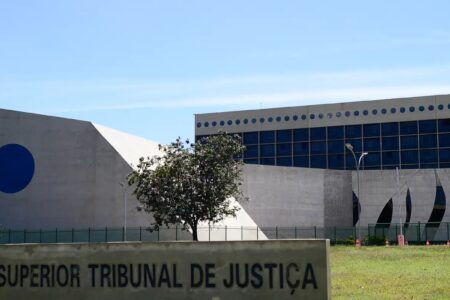 Decisão do STF anula processo