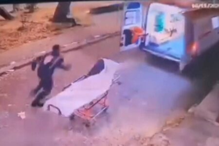 Homem rouba ambulância do Samu durante atendimento no Recife