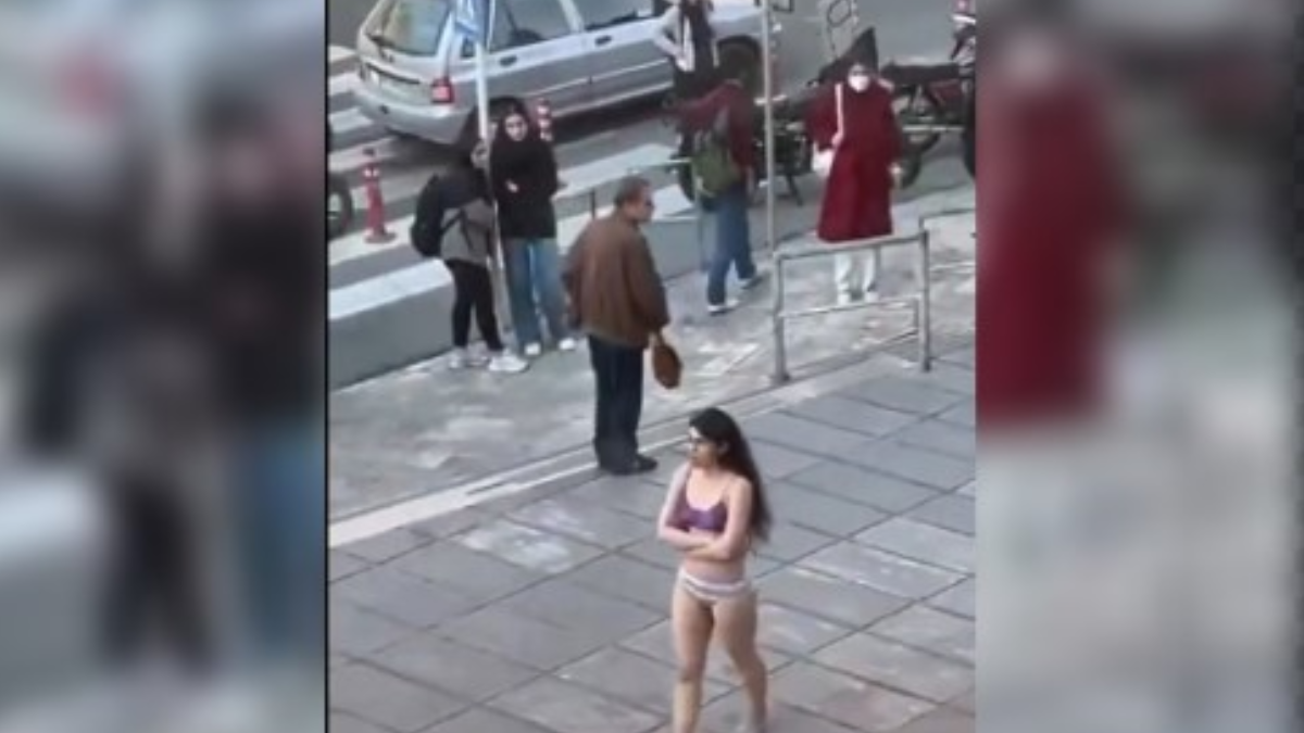 Estudante iraniana presa de calcinha e sutiã (Foto: Reprodução)