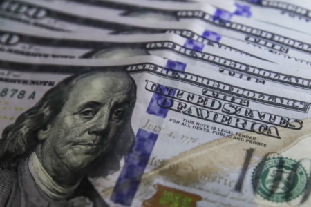 Dólar bate cotação de R$ 6 (Foto: Agência Brasil)