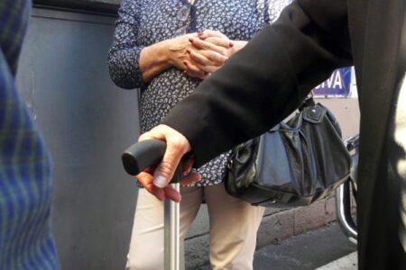 Expectativa de vida ao nascer no Brasil sobe para 76,4 anos No ano anterior, esperança era de 75,5 anos, segundo dados do IBGE