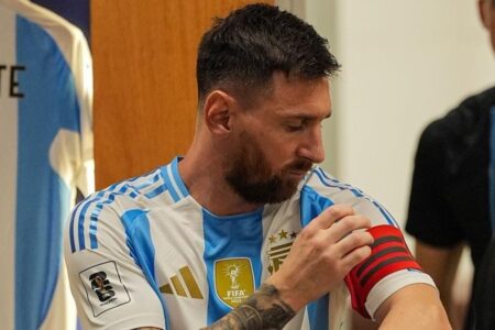 Messi bate recorde de assistências