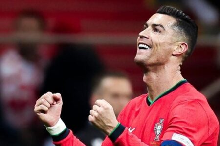 Cristiano Ronaldo volta a atuar por Portugal