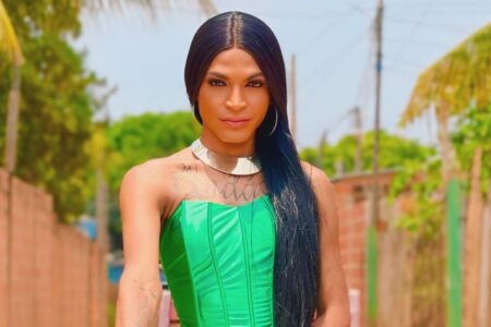 Suplente de vereadora, mulher trans é encontrada decapitada em Sinop (MT) Santrosa, que era cantora, foi achada com braços e pernas amarrados