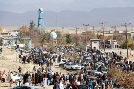 Homem é executado por familiar diante de milhares de pessoas em estádio no Afeganistão Esta é a sexta execução pública