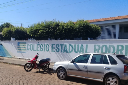 Briga em escola deixou alunos gravamente feridos (Foto: Reprodução/Google Maps)