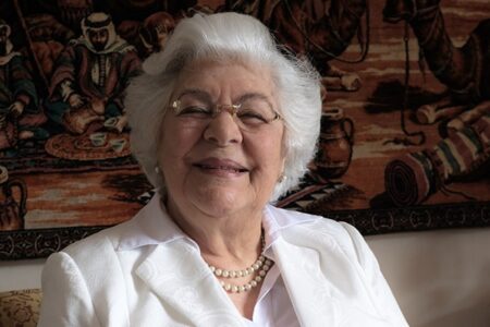 Médium espírita Isabel Salomão morre aos 100 anos em Minas Gerais Isabel é fundadora do centro espírita Casa do Caminho