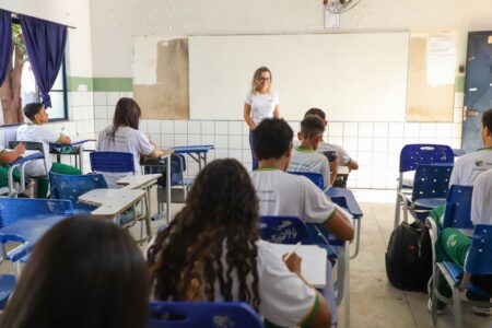 Escola que teve telhado arrancado por Chuva em Senador Canedo retoma aulas