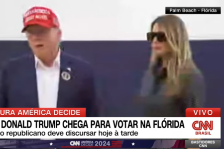 Donald Trump chega para votar na Flórida (Foto: Reprodução)