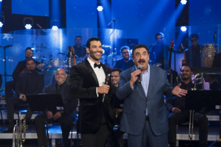 Ratinho invadiu gravações do "Natal do Embaixador", apresentado por Gusttavo Lima (Foto: Reprodução)