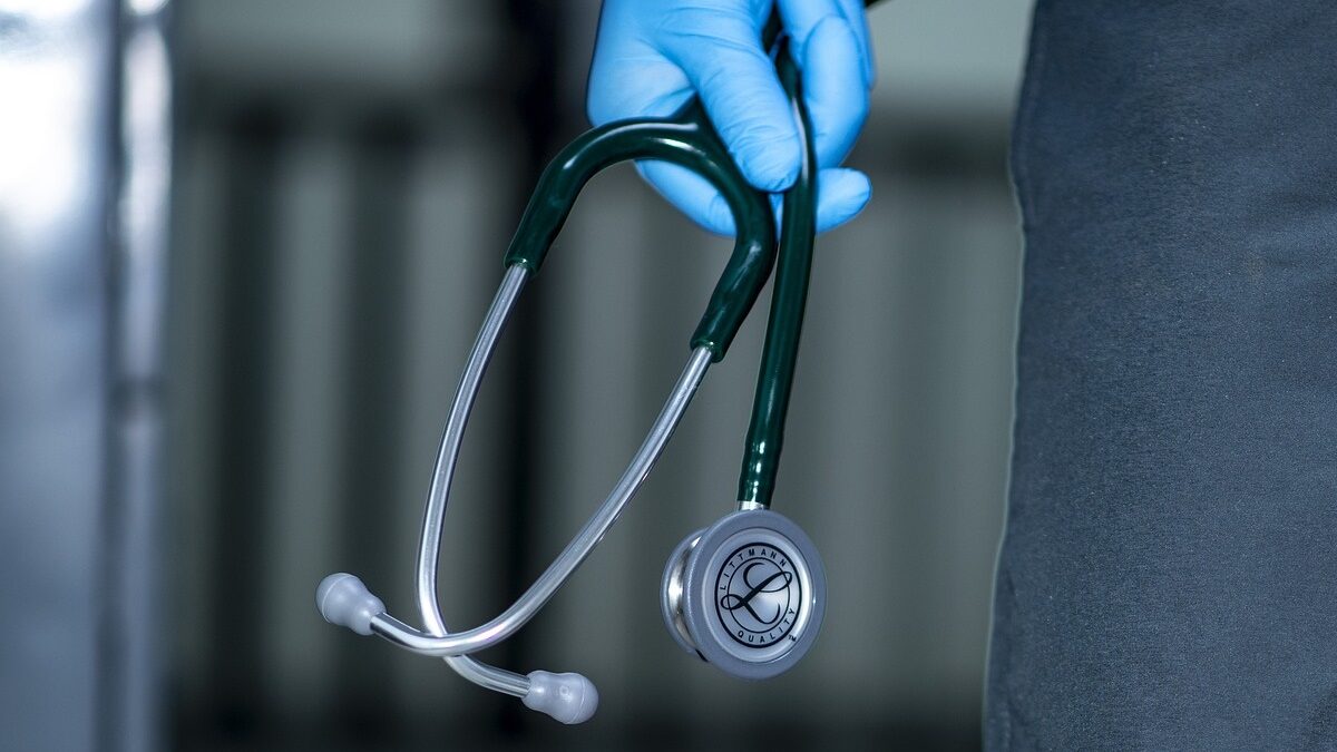 Médica relata trauma após abuso da polícia no Hetrin: 'Não estou dormindo direito'