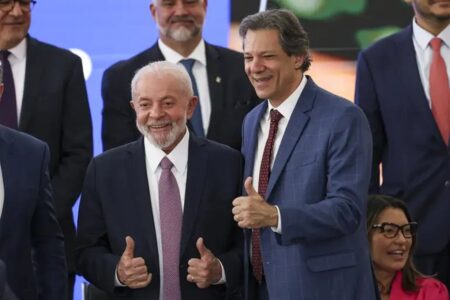 imposto de renda Isenção de IR para quem ganha até R$ 5 mil: quando começa a valer? Anúncio da isenção foi feito pelo ministro da Fazenda, Fernando Haddad