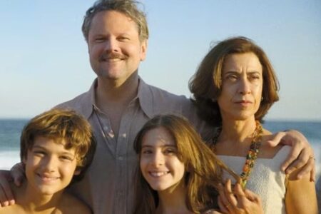 Longa estrelado por Fernanda Torres filme nacional mais visto 'Ainda Estou Aqui' atinge a marca de 2 milhões de espectadores