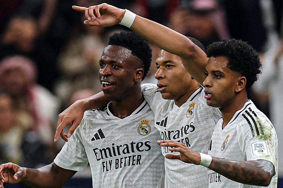 Vini Jr., Mbappé e Rodrygo foram os autores dos gols do Real Madrid contra o Pachuca