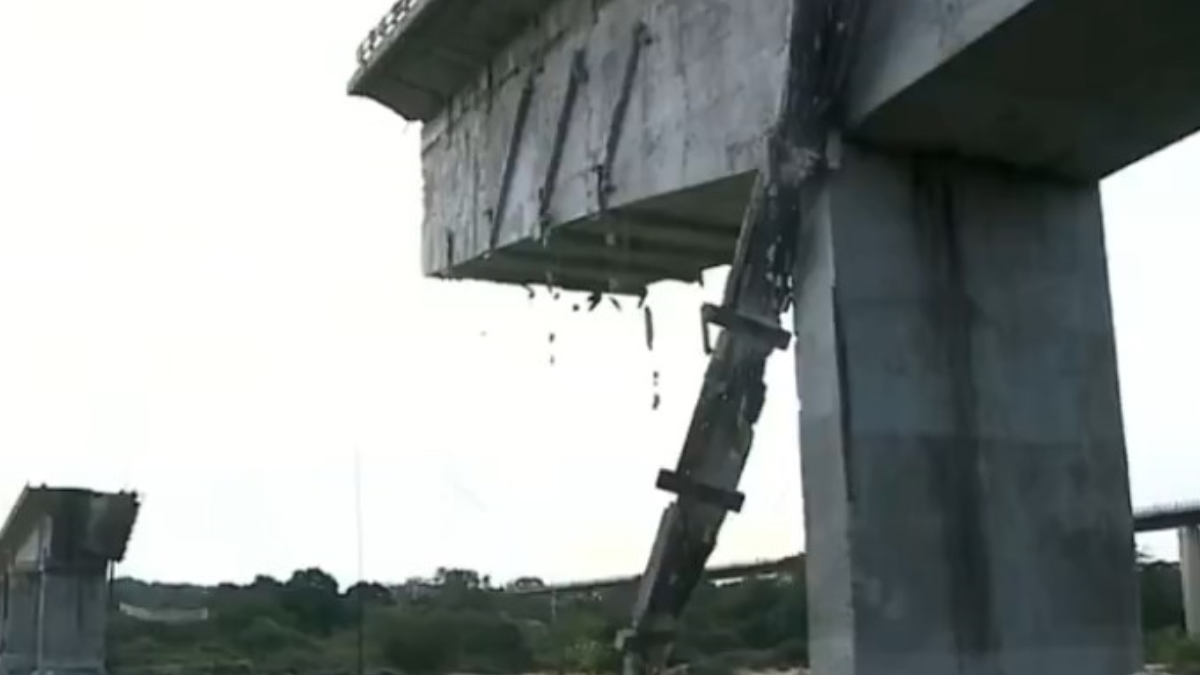 Ponte que desabou entre Tocantins e Maranhão (Foto: Reprodução)