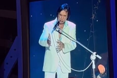 Vídeo: Roberto Carlos perde a paciência e ameaça parar show em Recife Reclamação foi filmada e viralizou nas redes sociais