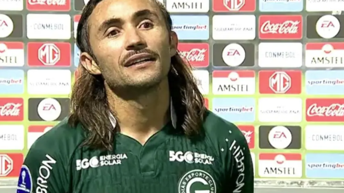 Atacante Apodi, com passagens por Goiás e Vila Nova (Foto: Reprodução)