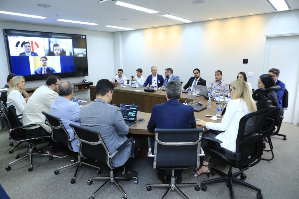 Reunião do MP-GO sobre falta de medicamentos nas Unidades Básicas de Saúde de Goiânia, Goiás