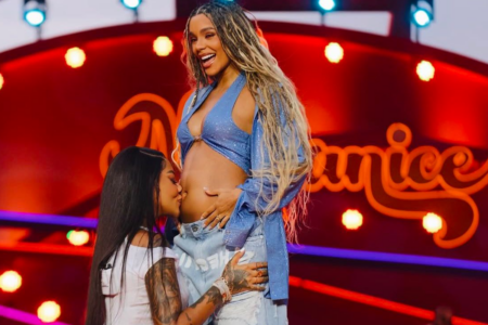 Ludmilla e Brunna Gonçalves também comemoram 5 anos de casadas (Foto: Reprodução)