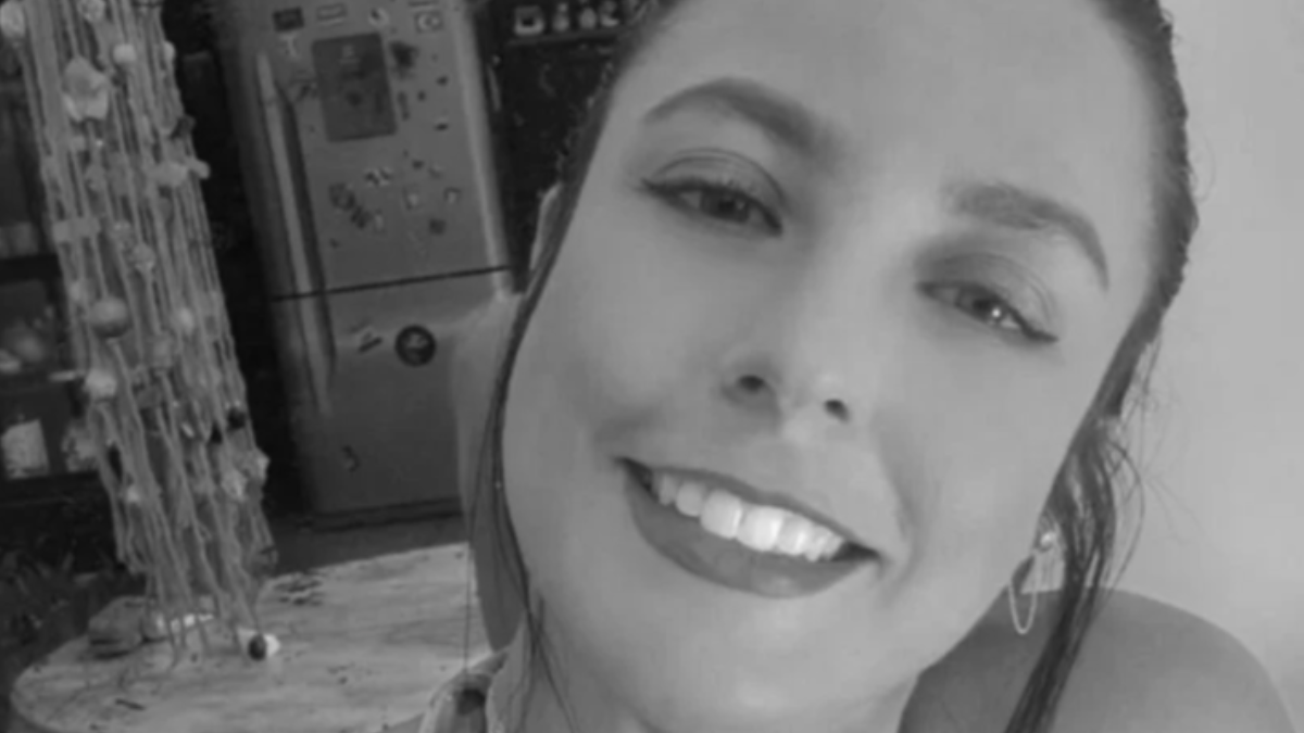 "Alma de luz roubada da gente", diz irmã de mulher que morreu após procedimento estético