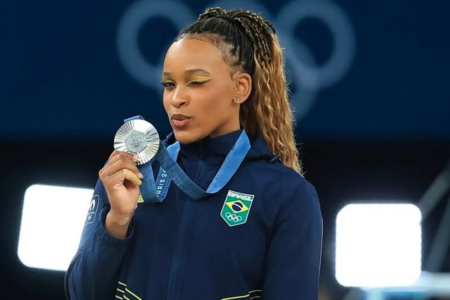 Rebeca Andrade está entre as mulheres mais influentes de 2024 (Foto: Reprodução/Redes Sociais)