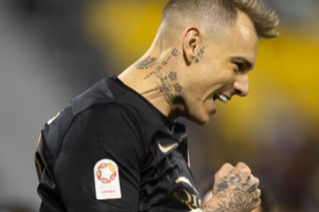 Atacante Roger Guedes (Foto: Instagram)