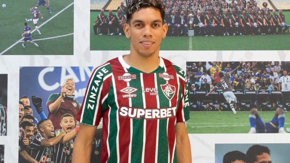 Jogador foi anunciao nesta sexta pelo Fluminense