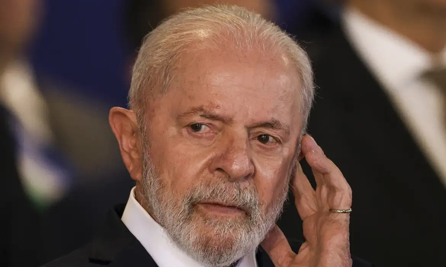 Lula fará nova cirurgia na cabeça, na quinta-feira