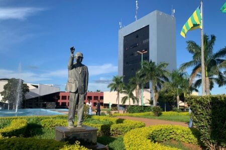 Decisão judicial impede novo repasse ao Hospital Santa Rosa e outros fornecedores, diz prefeitura