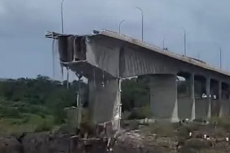 Ponte que liga Maranhão e Tocantins desaba na tarde deste domingo (22)