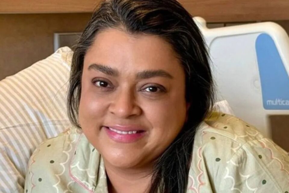 Preta Gil continua na UTI após cirurgia que durou 21 horas; veja estado de saúde foi diagnosticada com câncer no intestino em janeiro de 2023