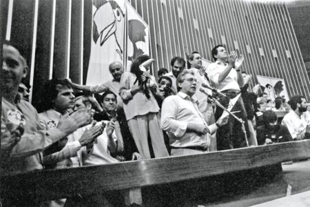 Filiados lançam manifesto para manter existência do PSDB