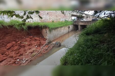 Erosão às margens da Marginal Botafogo preocupa moradores