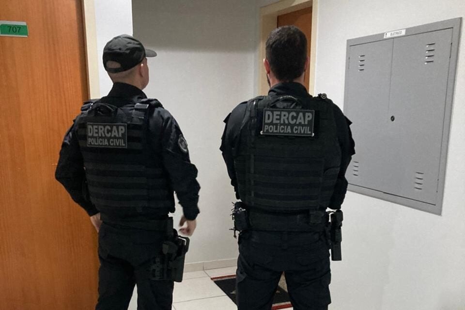Servidor do Detran e despachantes são acusados de exigir R$ 700 para concluir processo