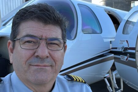 Piloto que morreu em acidente aéreo em Ubatuba era apaixonado por aviação