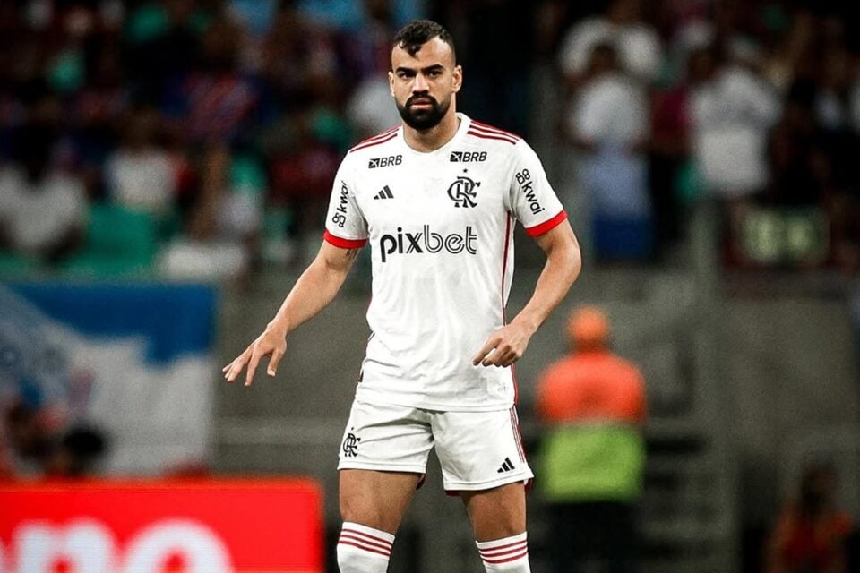 Fabrício Bruno com a camisa do Flamengo