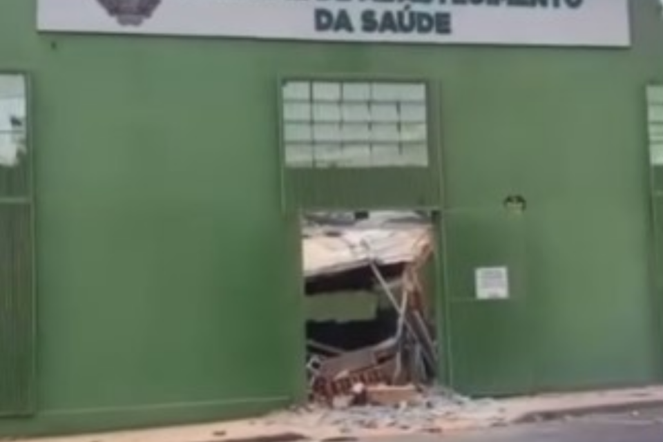 Galpão da Central de Abastecimento da Saúde, em Rio Verde (Foto: Reprodução)
