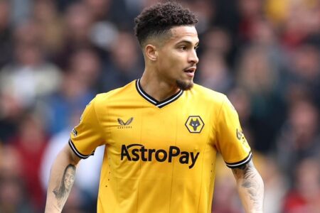 João Gomes pelo Wolves