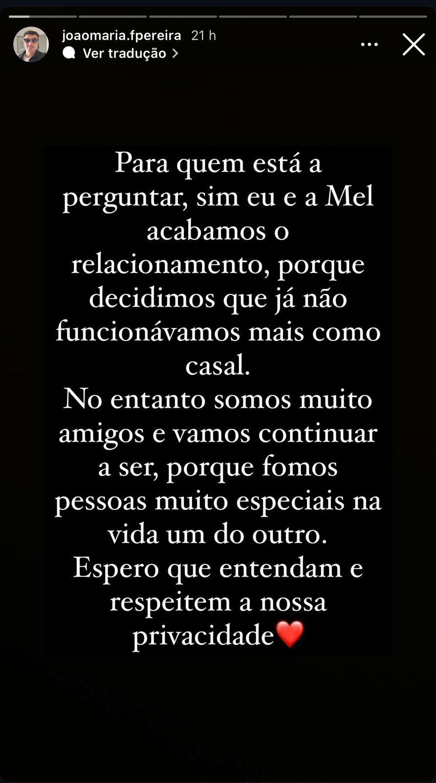 O surfista português confirmou o fim do relacionamento 