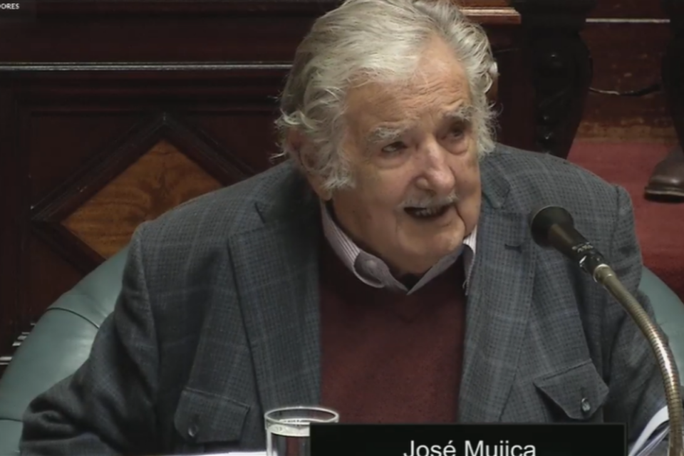 'Pepe' Mujica está em fase terminal de câncer e vive com cuidados paliativos