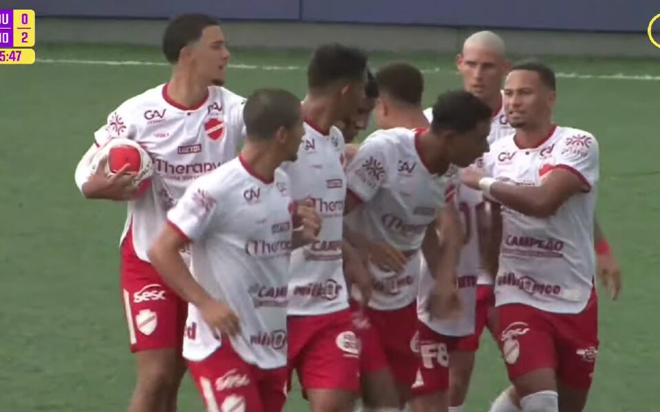 Vila Nova vence Dourados na Copinha e se mantem vivo na competição