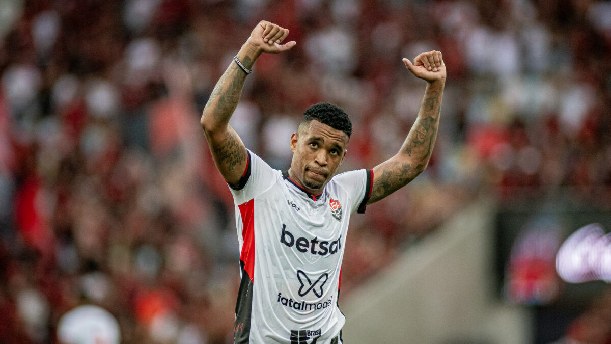 Jogador se despede do Vitória