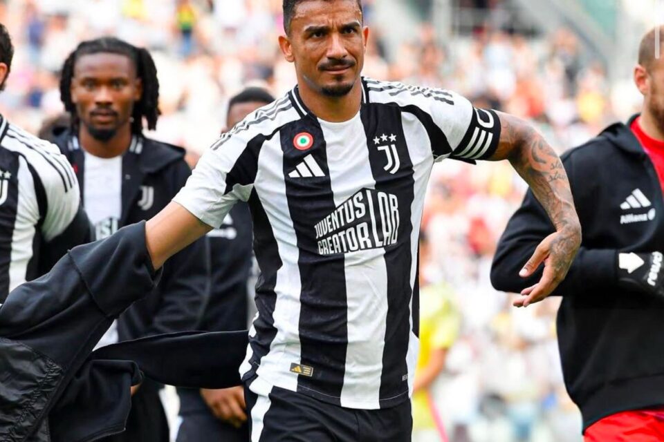 Danilo se despede da Juventus