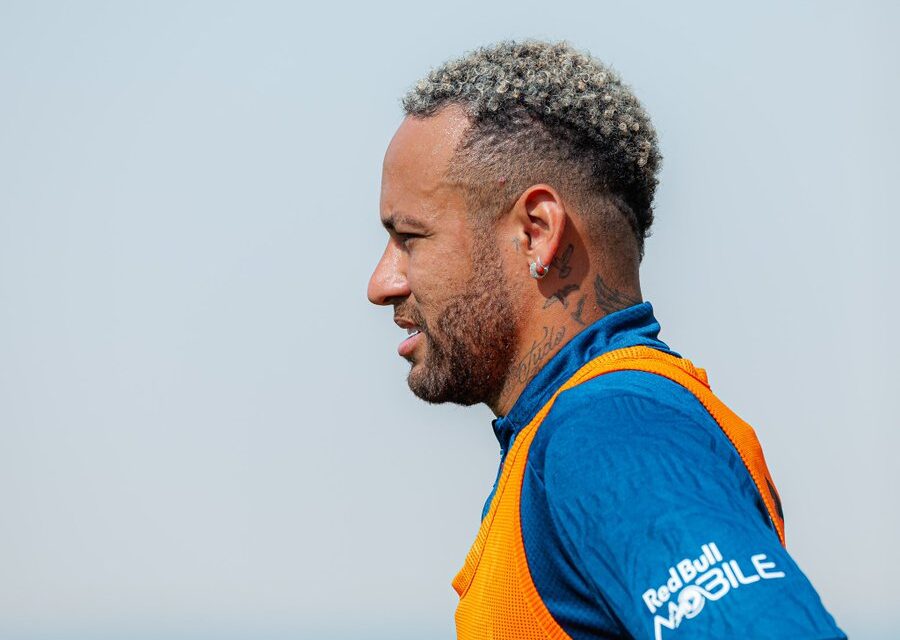 Neymar em treino do Al Hilal